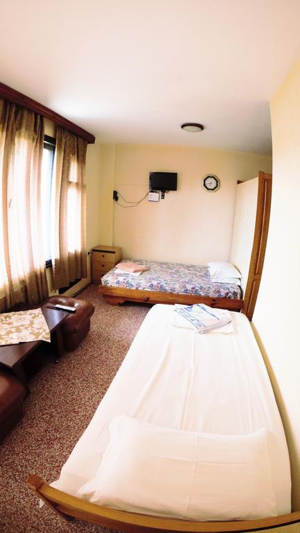 Hotel Atanasovi House Shkorpilovtsi Exterior foto